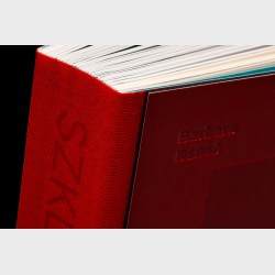 Szklane życiorysy. Polskie projektantki szkła (1945–2020)