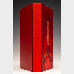 Szklane życiorysy. Polskie projektantki szkła (1945–2020)